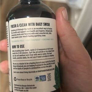 Banyan Botanicals Daily Swish Oil